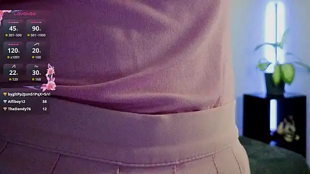 Snapshot of violetwluv chatting on 11-15-25, 10:45 violetwluv online show from 11-15-25, 10:45