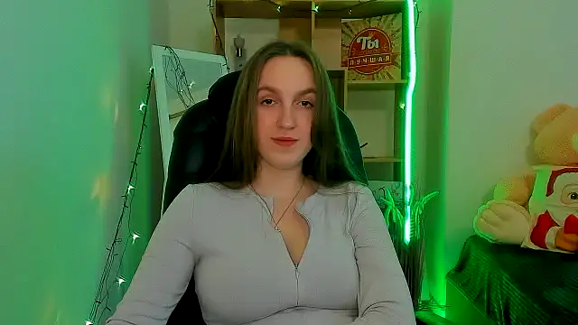 Snapshot of Nesie-Stoun chatting on 12-03-25, 12:58 Nesie-Stoun online show from 12-03-25, 12:58