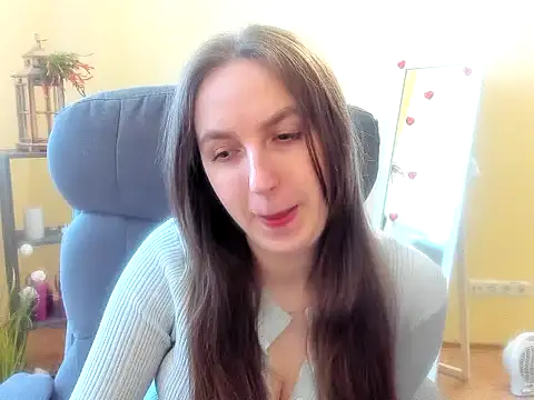 Snapshot of Nesie-Stoun chatting on 12-16-25, 09:47 Nesie-Stoun online show from 12-16-25, 09:47