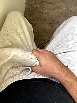 MorenoVelvet online show from 12-18-25, 11:38