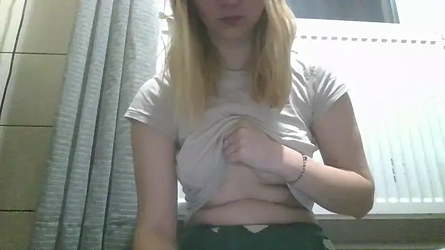 Snapshot of dirty_sasha00 chatting on 03-11-26, 03:56 dirty sasha00 online show from 03-11-26, 03:56