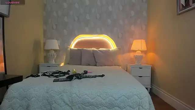 annie  20 online show from 11-15-25, 12:23