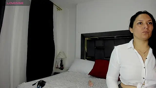 CatleyaSmith online show from 01-16-26, 12:09