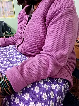 Snapshot of savithasree chatting on 11-15-25, 04:47 savithasree online show from 11-15-25, 04:47