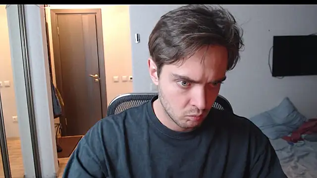 Snapshot of lucky_swimmer chatting on 12-01-25, 02:55 lucky swimmer online show from 12-01-25, 02:55