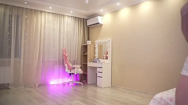 Bananalizzy online show from 01-10-26, 01:57