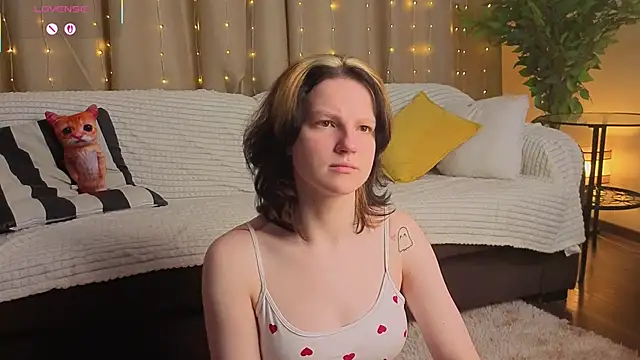 LatinaHuguenin online show from 02-02-26, 07:18