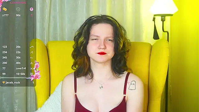 LatinaHuguenin online show from 03-11-26, 07:09