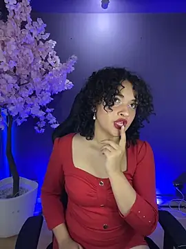 Snapshot of _sarahRose chatting on 11-27-25, 04:36 sarahRose online show from 11-27-25, 04:36