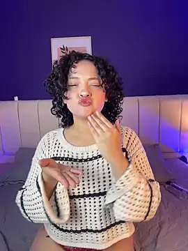 Snapshot of _sarahRose chatting on 11-29-25, 03:31 sarahRose online show from 11-29-25, 03:31