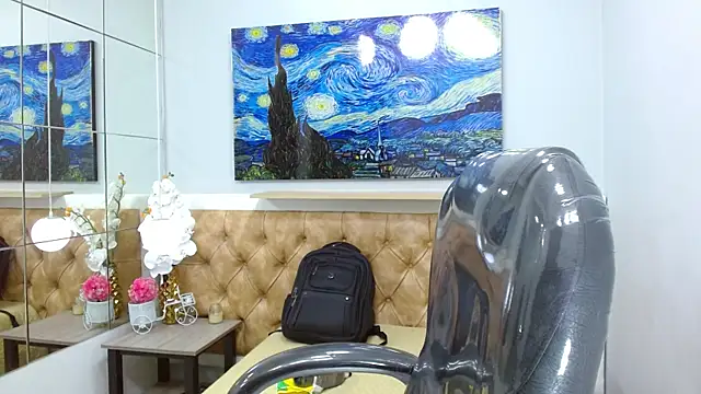 Liams18 online show from 12-14-25, 09:19