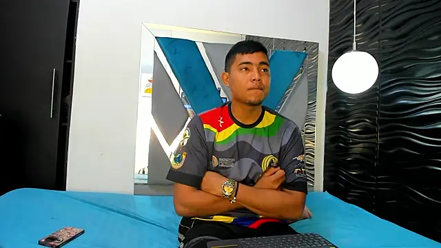 Naty And Maxx online show from 01-14-26, 11:38