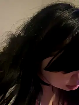 Snapshot of juicygoth202 chatting on 11-28-25, 08:33 juicygoth202 online show from 11-28-25, 08:33