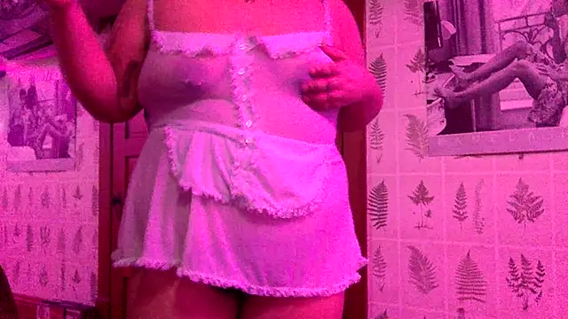 annoyedputa online show from 12-02-25, 04:07