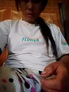 Snapshot of Ana_hoa chatting on 06-05-26, 06:52 Ana hoa online show from 06-05-26, 06:52