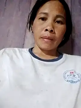 Snapshot of Ana_hoa chatting on 06-11-26, 08:29 Ana hoa online show from 06-11-26, 08:29