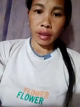 Snapshot of Ana_hoa chatting on 06-17-26, 09:27 Ana hoa online show from 06-17-26, 09:27