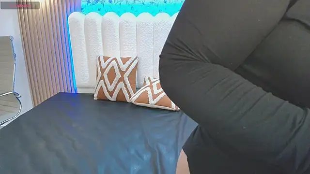 samiraa haalem online show from 04-17-26, 04:04