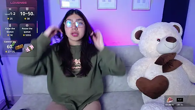 Mia Blair  online show from 11-11-25, 10:26