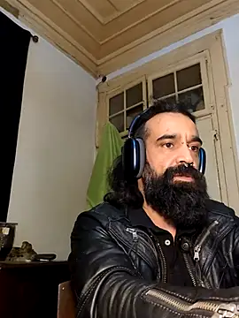 Snapshot of Cloudmanson chatting on 11-07-25, 01:49 Cloudmanson online show from 11-07-25, 01:49