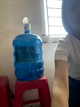 Beolulu online show from 11-27-25, 02:02