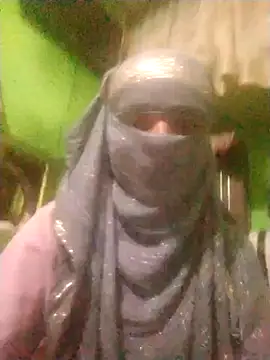 Snapshot of Hott_minesh chatting on 11-14-25, 06:01 Hott minesh online show from 11-14-25, 06:01