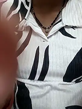 Snapshot of deewane-ki_deewaniyat chatting on 11-07-25, 06:13 deewane-ki deewaniyat online show from 11-07-25, 06:13