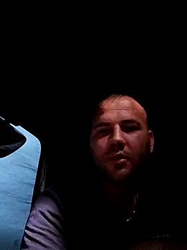 Snapshot of Chubbytop454 chatting on 11-22-25, 04:17 Chubbytop454 online show from 11-22-25, 04:17