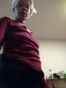 Snapshot of SITHANDRAH chatting on 11-25-25, 07:47 SITHANDRAH online show from 11-25-25, 07:47