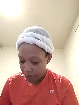 Snapshot of SITHANDRAH chatting on 11-29-25, 01:14 SITHANDRAH online show from 11-29-25, 01:14