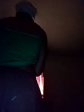 Snapshot of SITHANDRAH chatting on 12-05-25, 10:57 SITHANDRAH online show from 12-05-25, 10:57