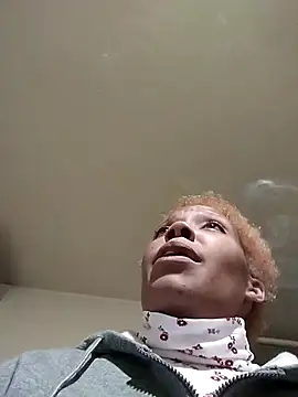 Snapshot of SITHANDRAH chatting on 01-15-26, 01:21 SITHANDRAH online show from 01-15-26, 01:21