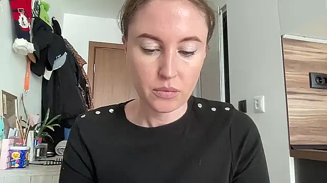 Ameli8 online show from 12-18-25, 10:54