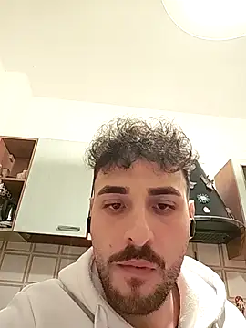 Snapshot of Louistick chatting on 11-06-25, 12:33 Louistick online show from 11-06-25, 12:33