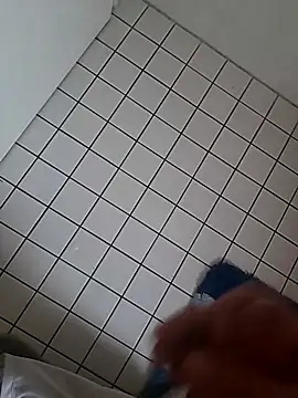 Snapshot of loco4217 chatting on 12-16-25, 07:57 loco4217 online show from 12-16-25, 07:57