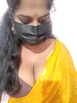 Snapshot of Keerthee_ chatting on 11-16-25, 05:57 Keerthee online show from 11-16-25, 05:57