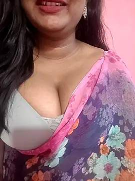 Snapshot of Keerthee_ chatting on 11-20-25, 09:53 Keerthee online show from 11-20-25, 09:53