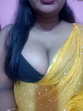 Snapshot of Keerthee_ chatting on 11-27-25, 01:57 Keerthee online show from 11-27-25, 01:57