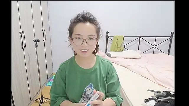 Hmm 0303 online show from 05-21-26, 06:53