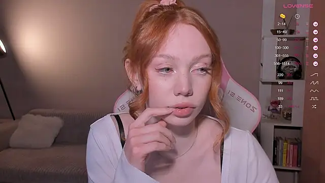 Elisahsthetics online show from 02-13-26, 12:28