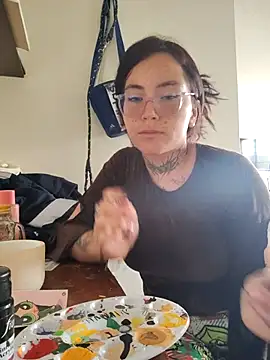 Snapshot of mr_arte chatting on 11-05-25, 04:18 mr arte online show from 11-05-25, 04:18