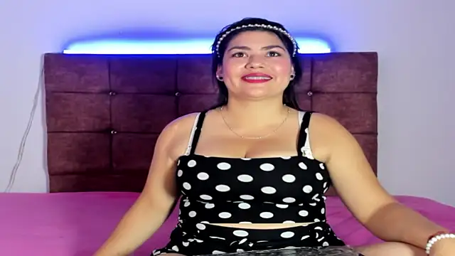 Snapshot of NoirAntonela chatting on 11-14-25, 06:06 NoirAntonela online show from 11-14-25, 06:06