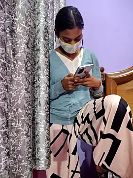 Student12th online show from 11-16-25, 04:34