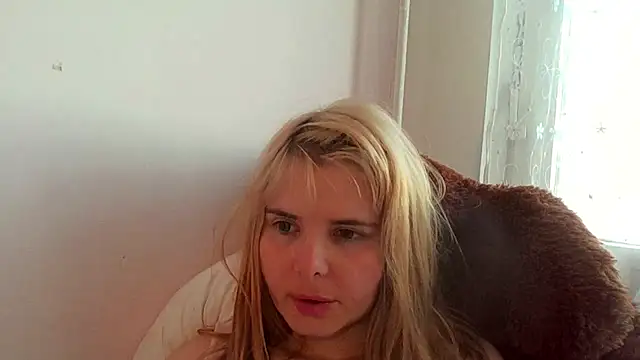 HornyElena online show from 03-04-26, 04:13