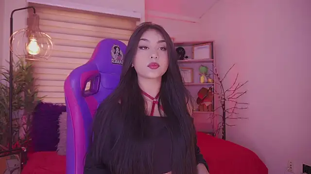 Snapshot of ivette_k chatting on 11-12-25, 01:33 ivette k online show from 11-12-25, 01:33