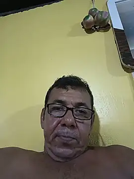 Snapshot of bruno_324278 chatting on 05-11-26, 11:02 bruno 324278 online show from 05-11-26, 11:02