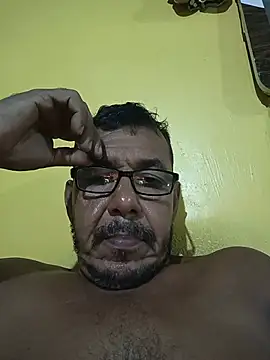 Snapshot of bruno_324278 chatting on 06-13-26, 01:58 bruno 324278 online show from 06-13-26, 01:58