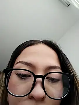 LuluuBerry online show from 12-20-25, 06:26