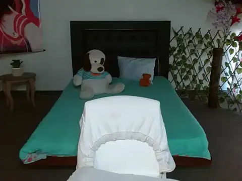 LuluKiss  online show from 02-09-26, 01:37