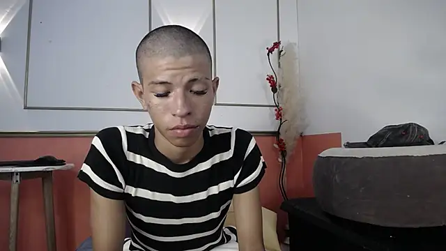 Tessachains 2  online show from 11-19-25, 11:16